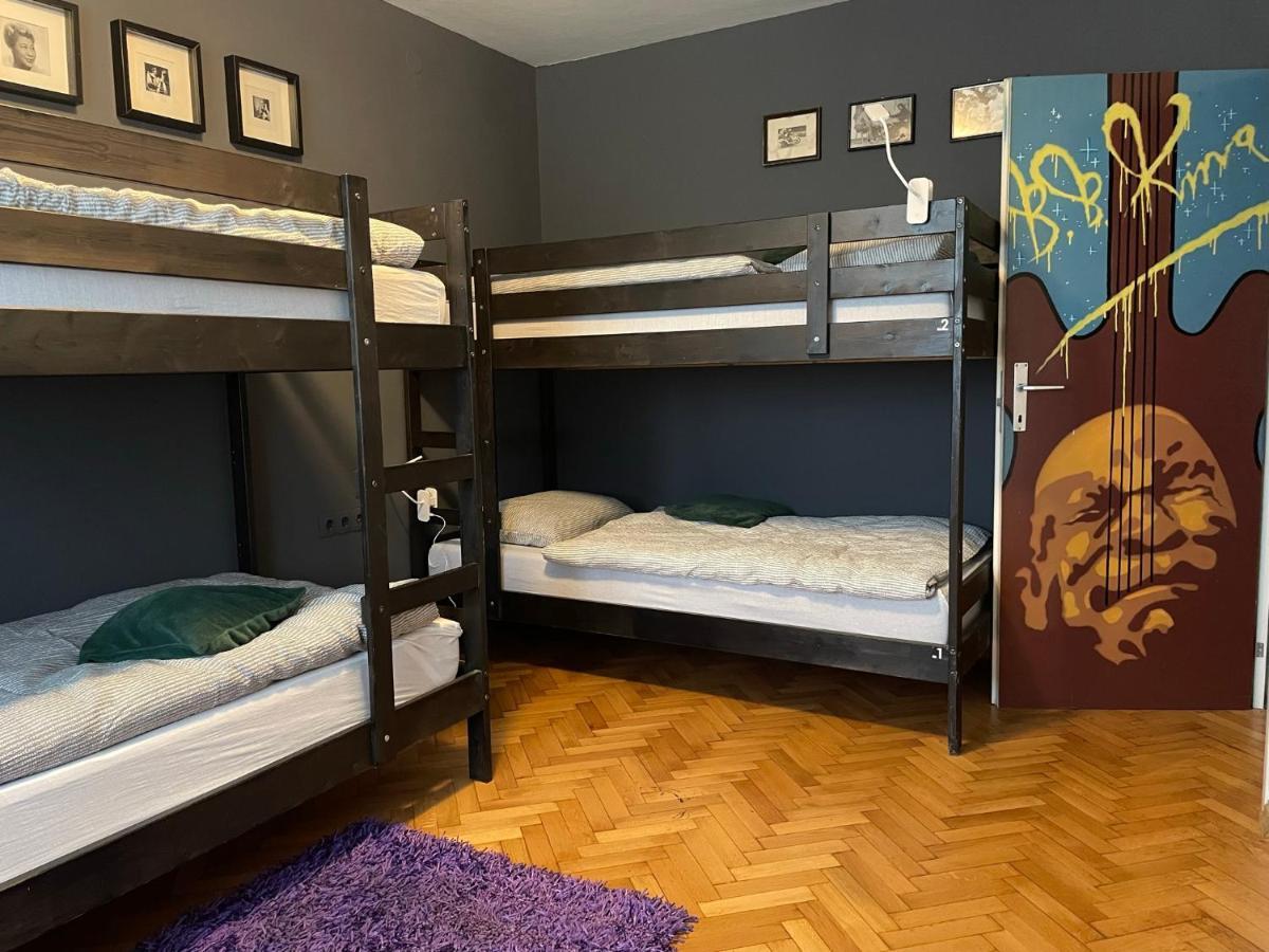 Sax Pub Hostel 류블랴나 외부 사진